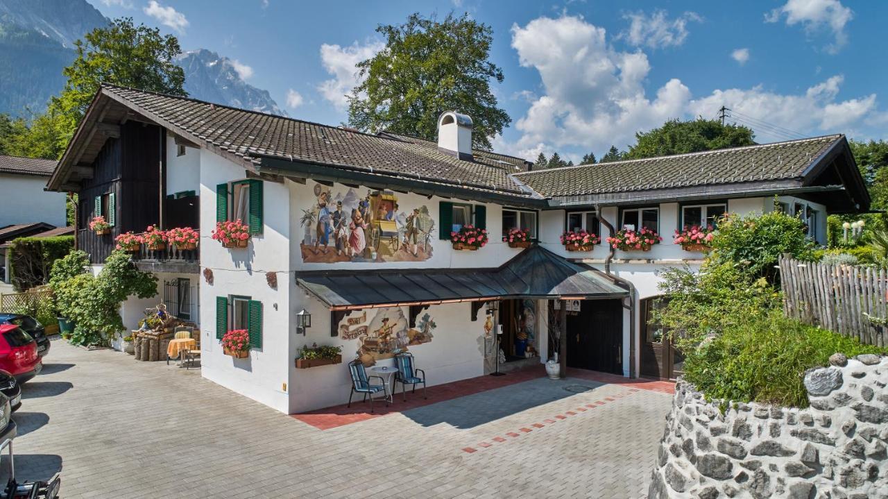 Hotel Bergland Грайнау Екстериор снимка