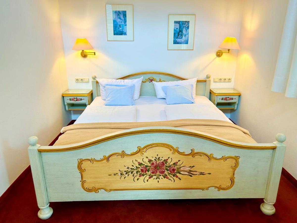 Hotel Bergland Грайнау Екстериор снимка
