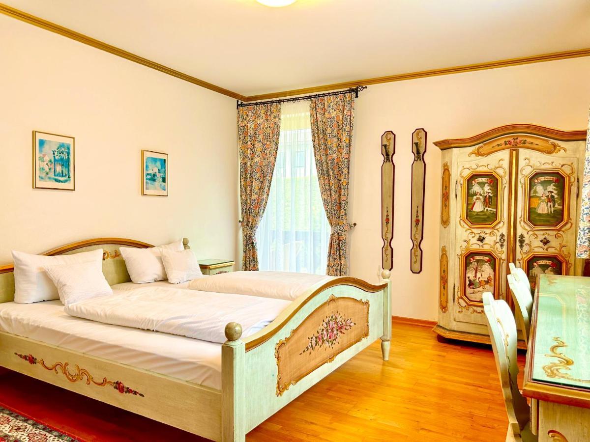 Hotel Bergland Грайнау Екстериор снимка