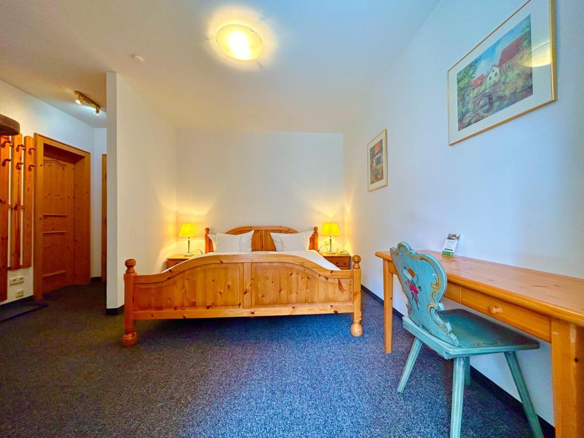 Hotel Bergland Грайнау Екстериор снимка