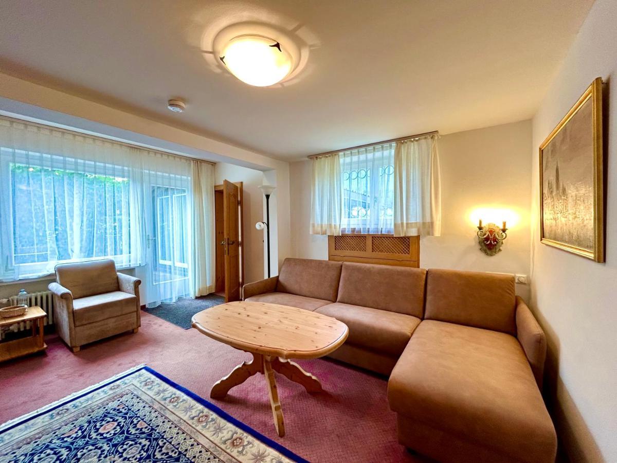 Hotel Bergland Грайнау Екстериор снимка