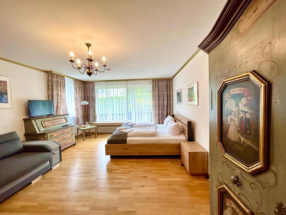 Hotel Bergland Грайнау Екстериор снимка