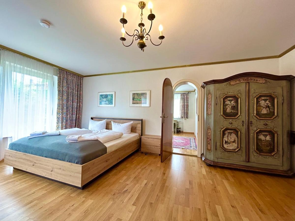 Hotel Bergland Грайнау Екстериор снимка