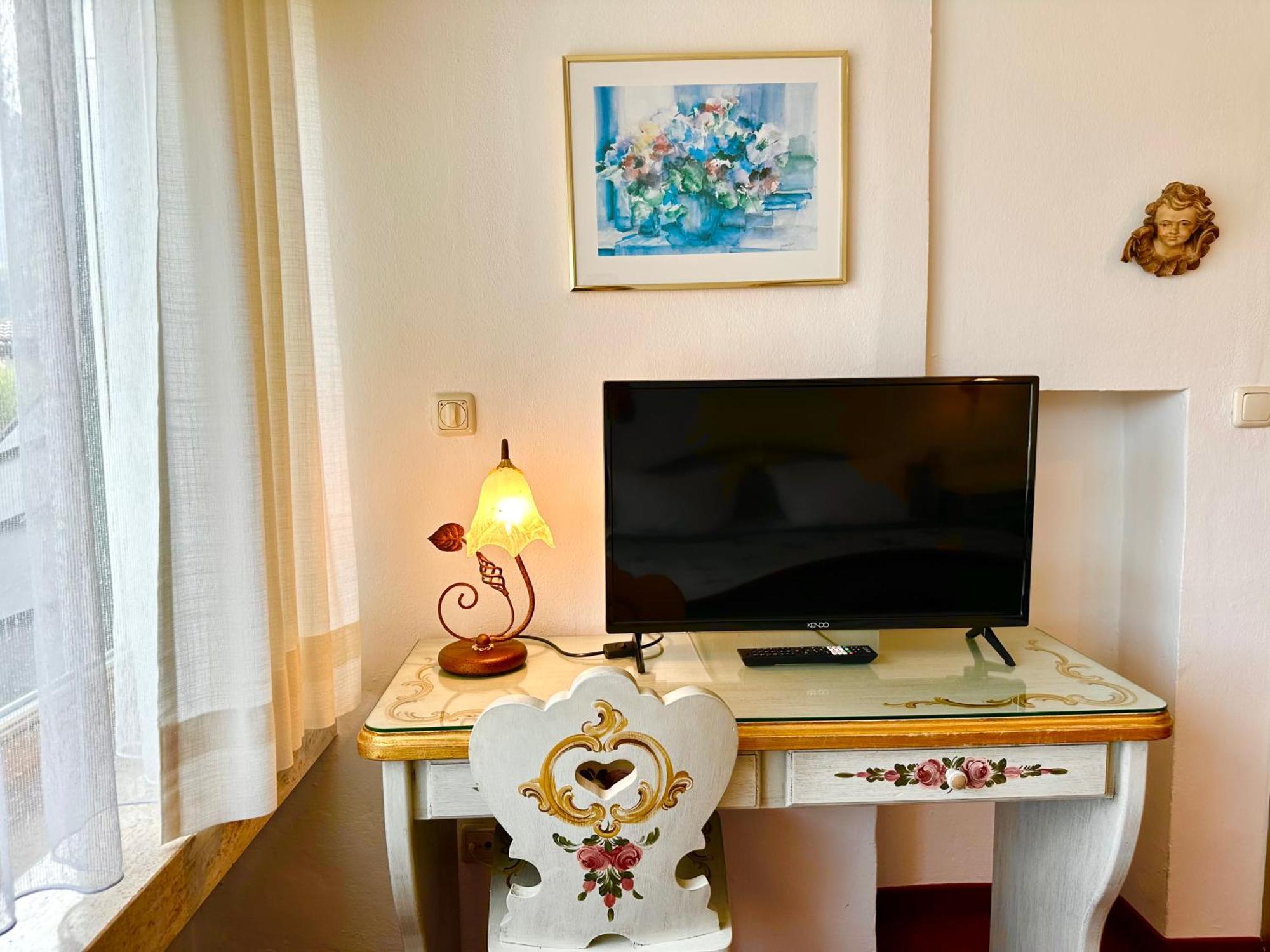 Hotel Bergland Грайнау Екстериор снимка
