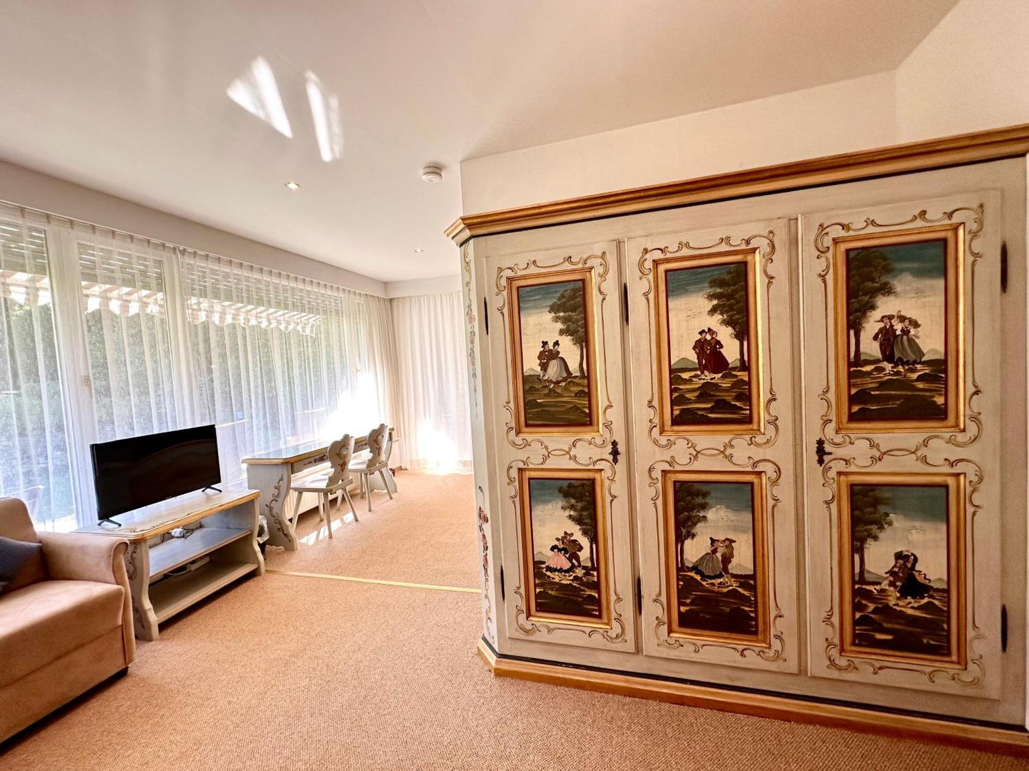 Hotel Bergland Грайнау Екстериор снимка